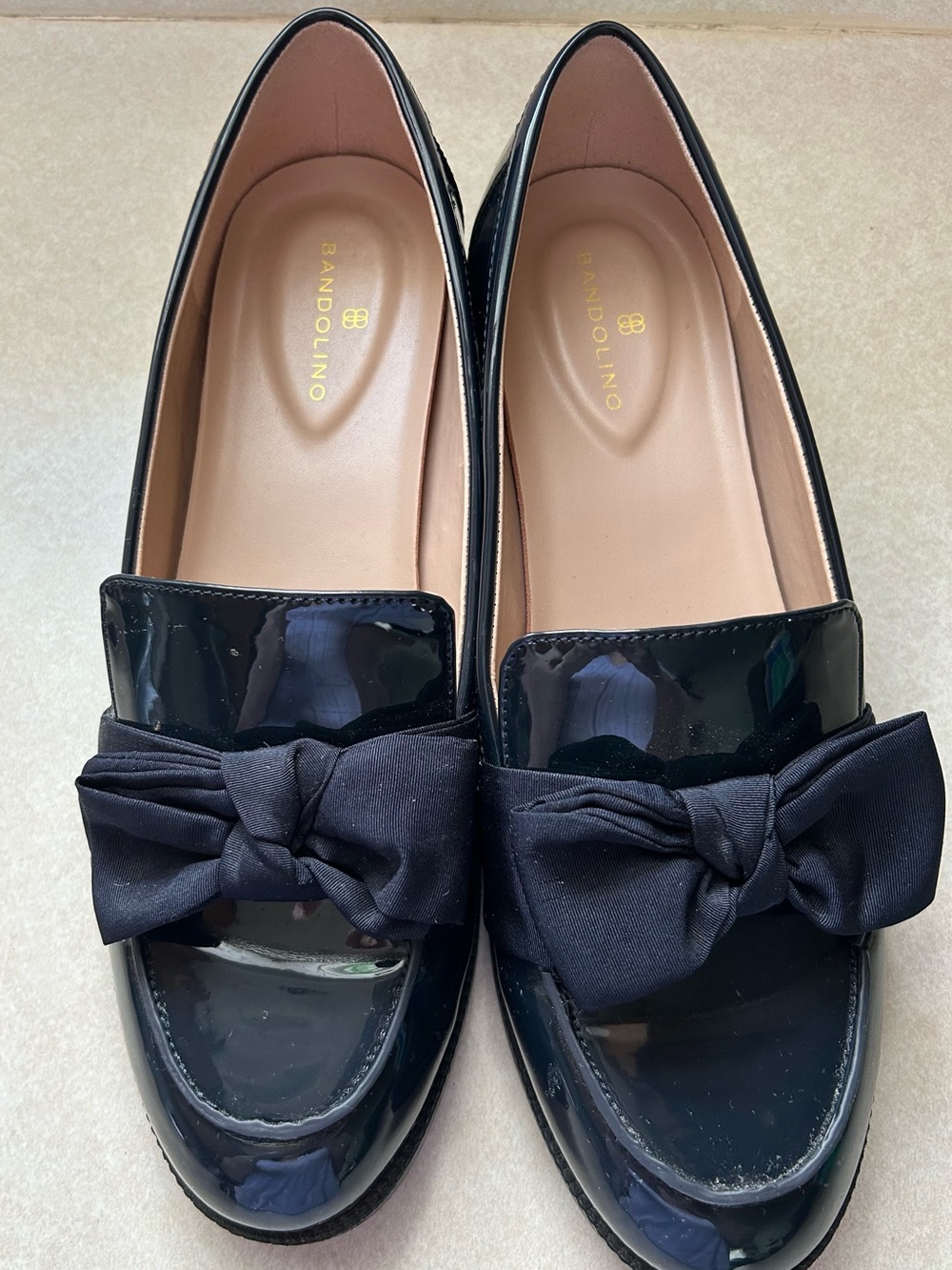 Bandolino Navy loafers size 9